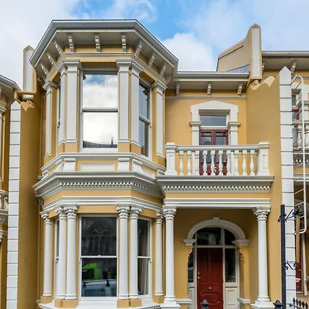 Inner City Executive Living On Stuart Street Дьюндин Экстерьер фото
